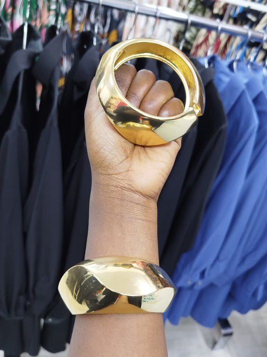 GOLD CUFF BANGLE